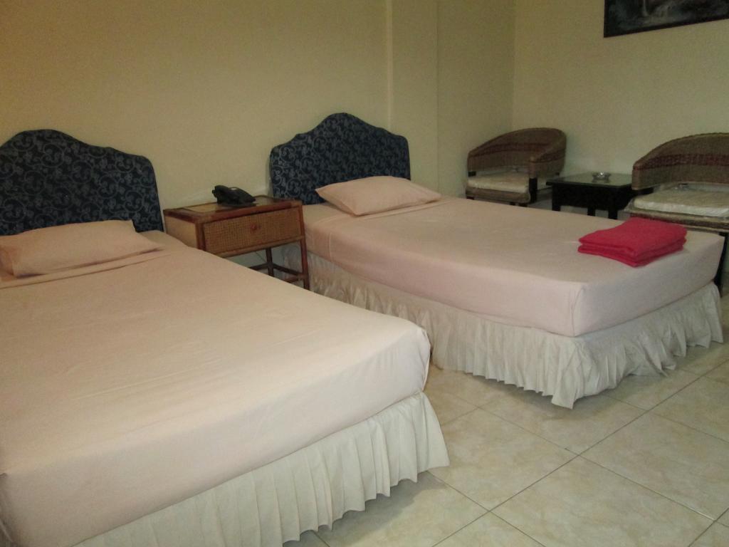 Hotel Istana Makassar Værelse billede