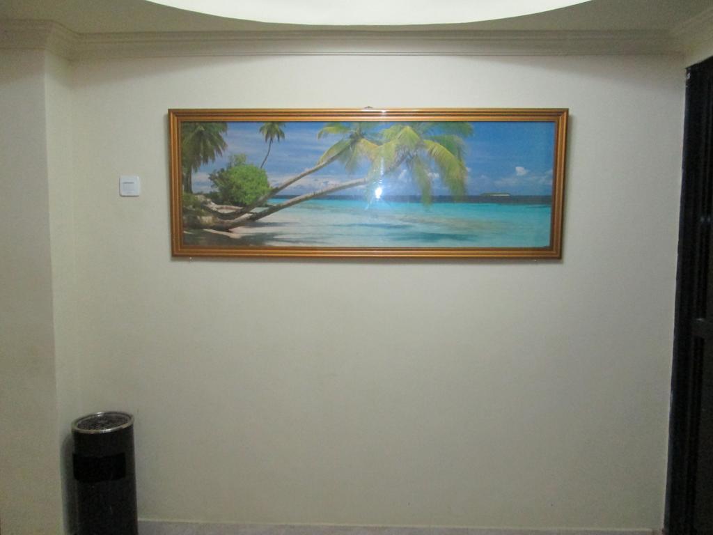 Hotel Istana Makassar Eksteriør billede